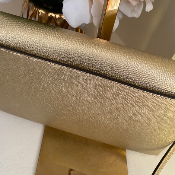 Mk crossbody bag💛🤎🧡 - Picture 5 of 6